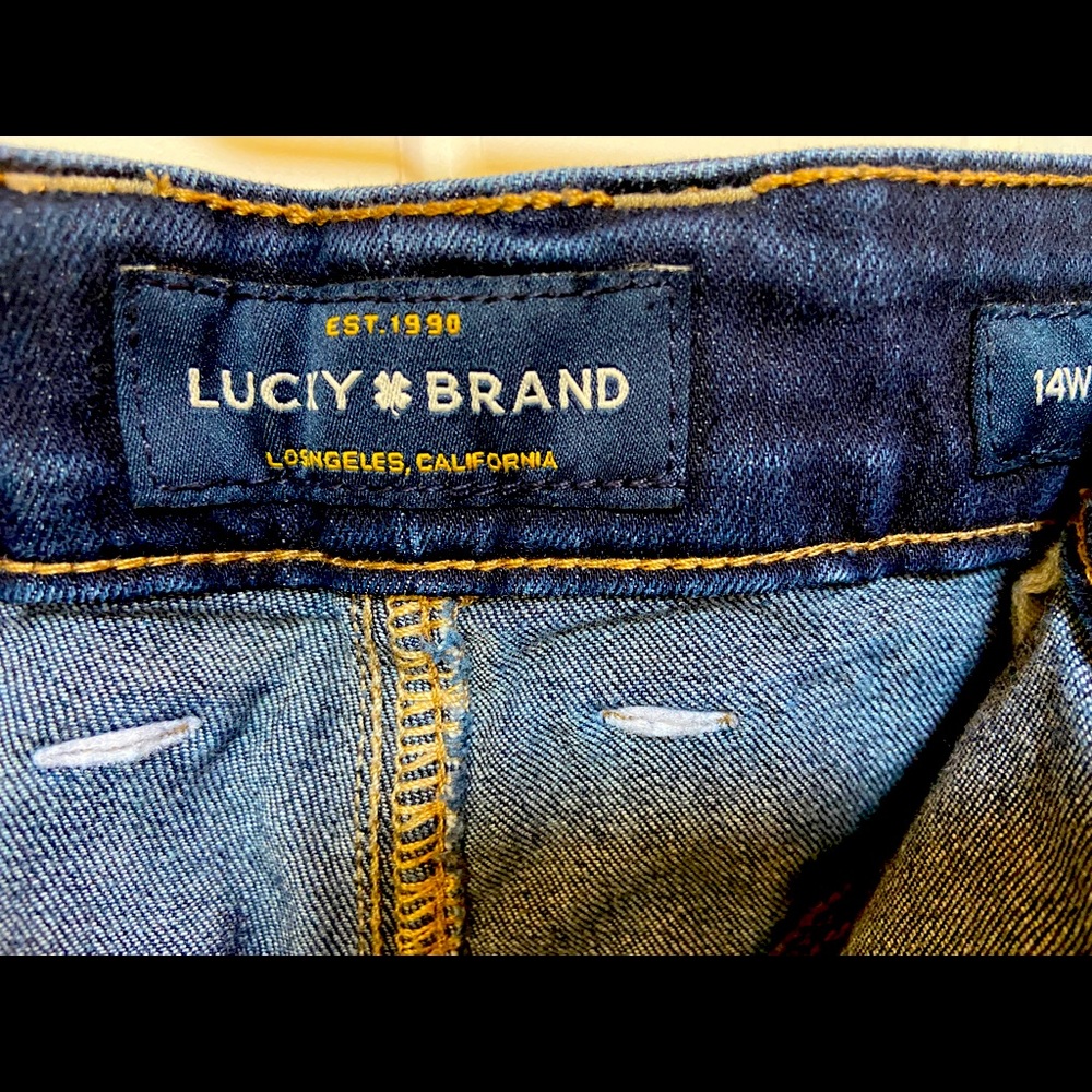 Lucky Brand Women’s straight/skinny jeans